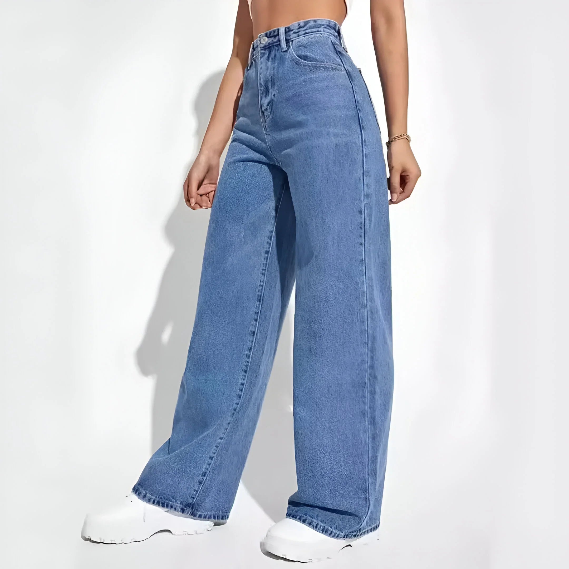 High-waisted wide-leg jeans