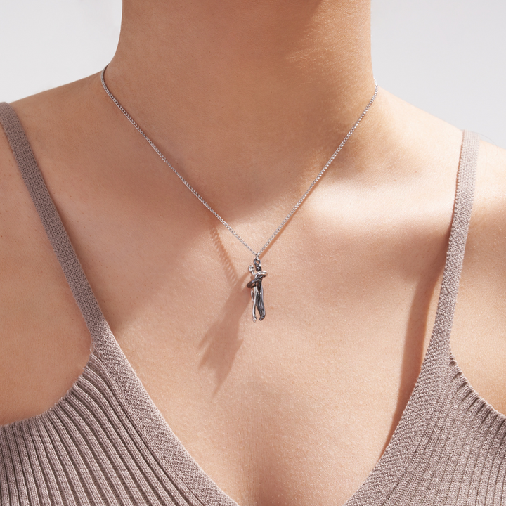 【LAST DAY SALE】Hug Necklace