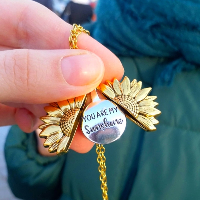 【LAST DAY SALE】''You Are My Sunshine'' Necklace (Buy 1 Get 1 Free)