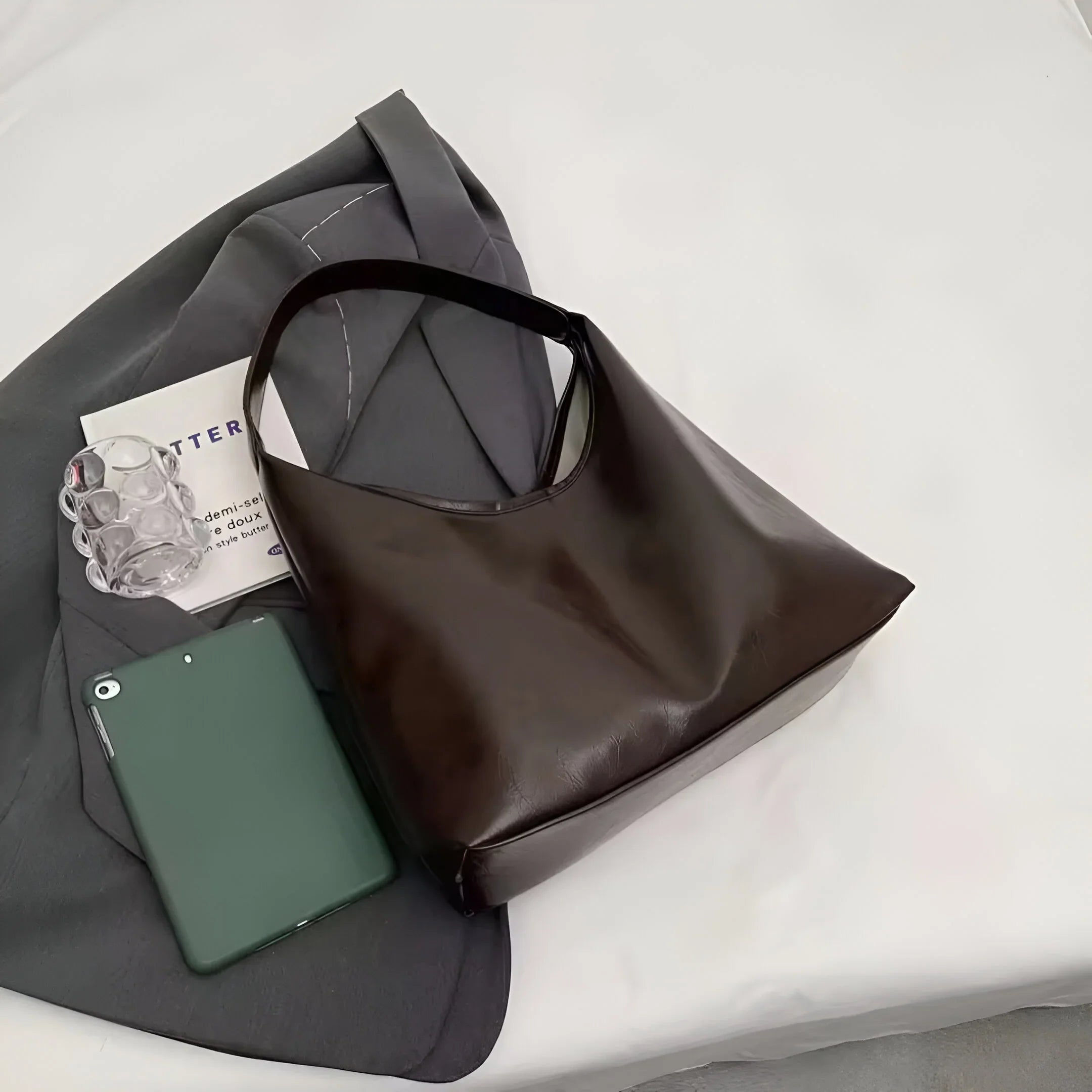 Chic One-Shoulder Tote Leather Bag